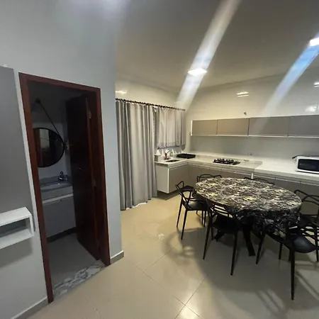 Apartamento aconchegante em frente à praia.-3